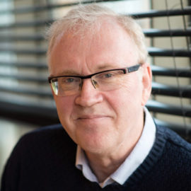 Professor Peter Thomsen